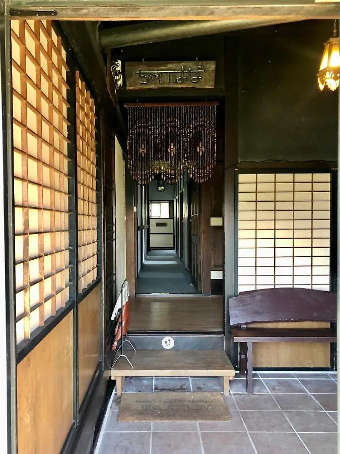自然の中の古民家ゲストハウスちゃいはな庵 Organic County Style Classic House Chaihana An Toyako Giappone
